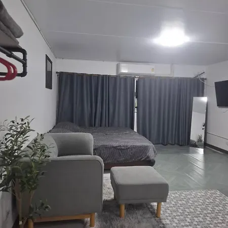 Popular Muang Thong Thani Condo, Building T9, Floor 4, Room 36