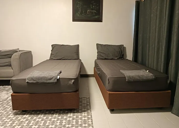 Popular Muang Thong Thani Condo, Building T9, Floor 4, 36 Bangkok